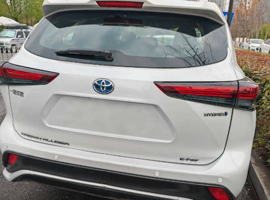 Toyota hybrid vehicle for rental fleets